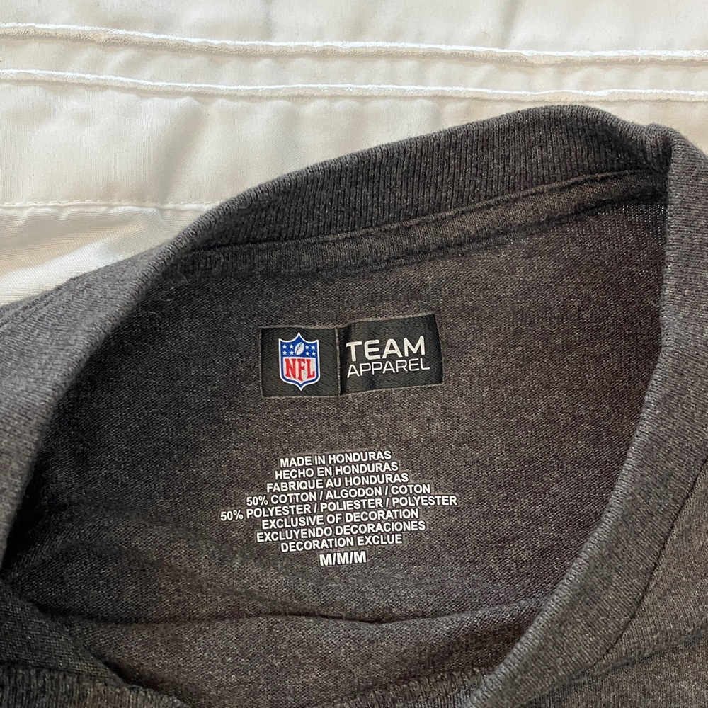 NFL Gray Long Sleeve Redskins Football Shirt - Picture 3 of 4
